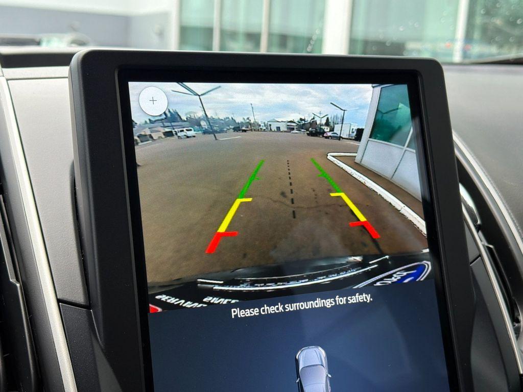 used 2022 Ford Edge car