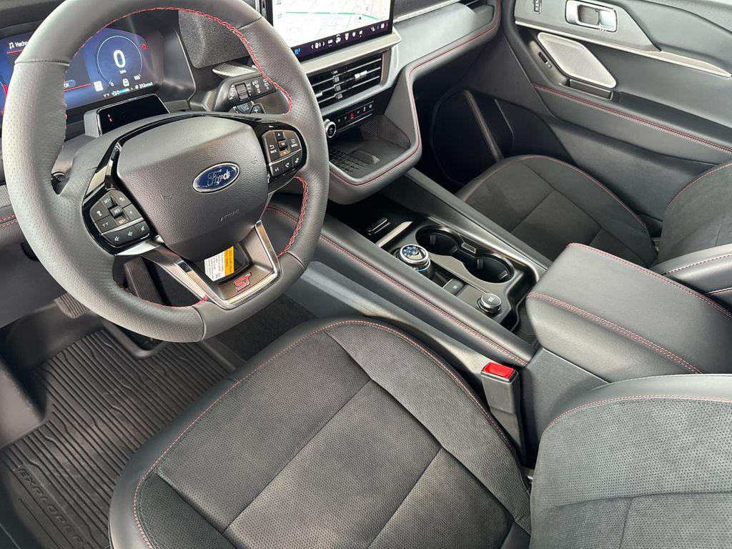 new 2025 Ford Explorer car, priced at $60,398