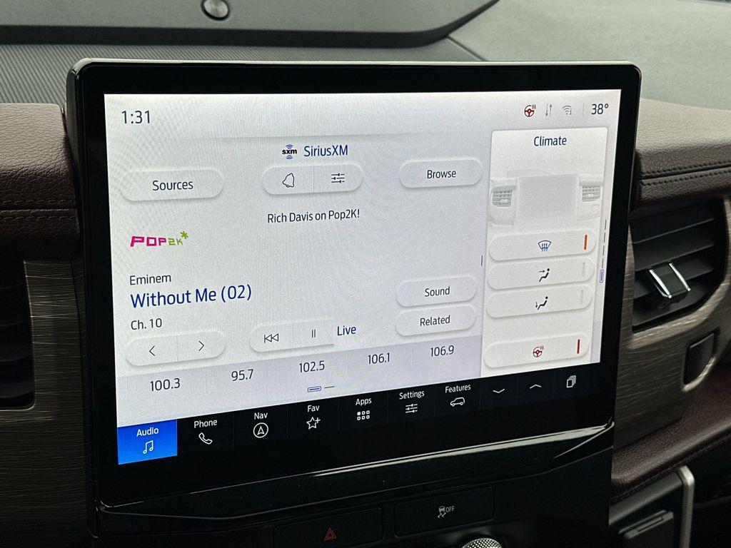 used 2023 Ford Expedition car, priced at $43,397