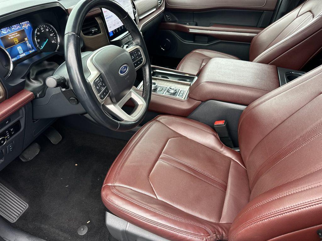 used 2023 Ford Expedition car, priced at $43,397