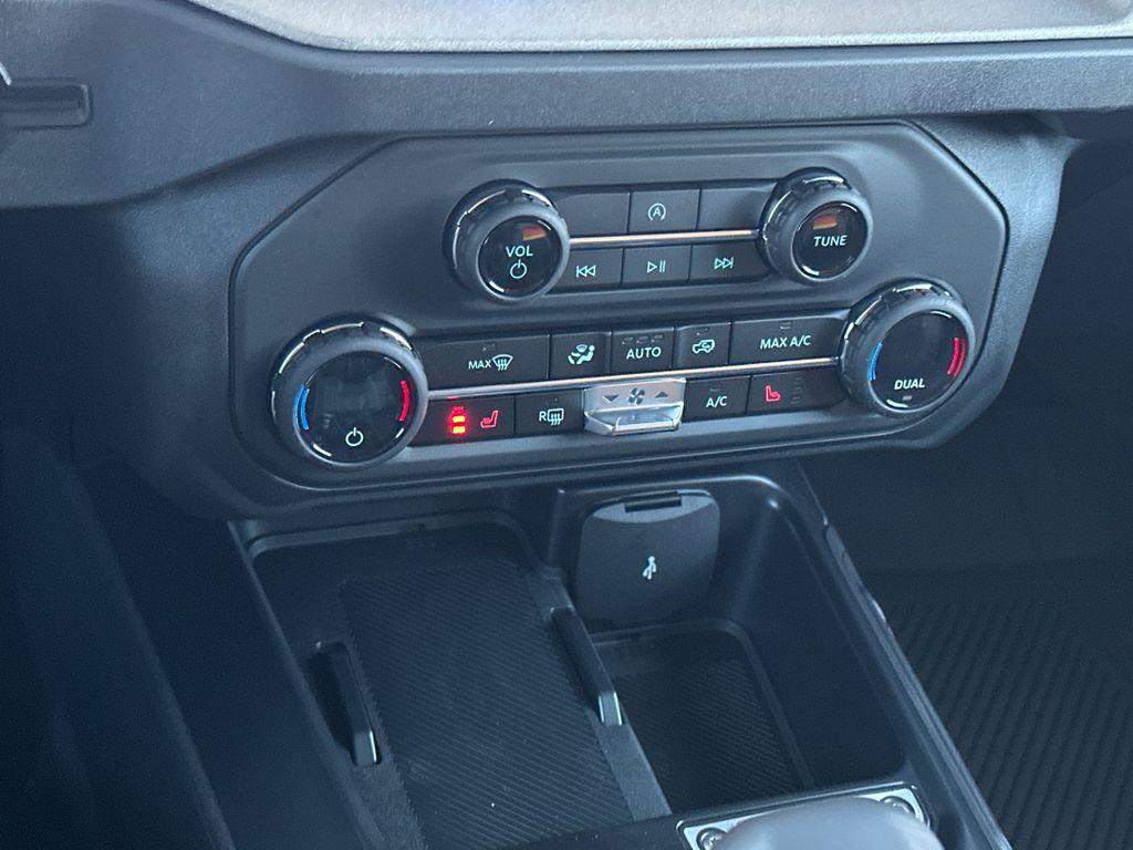 new 2025 Ford Bronco car, priced at $47,218