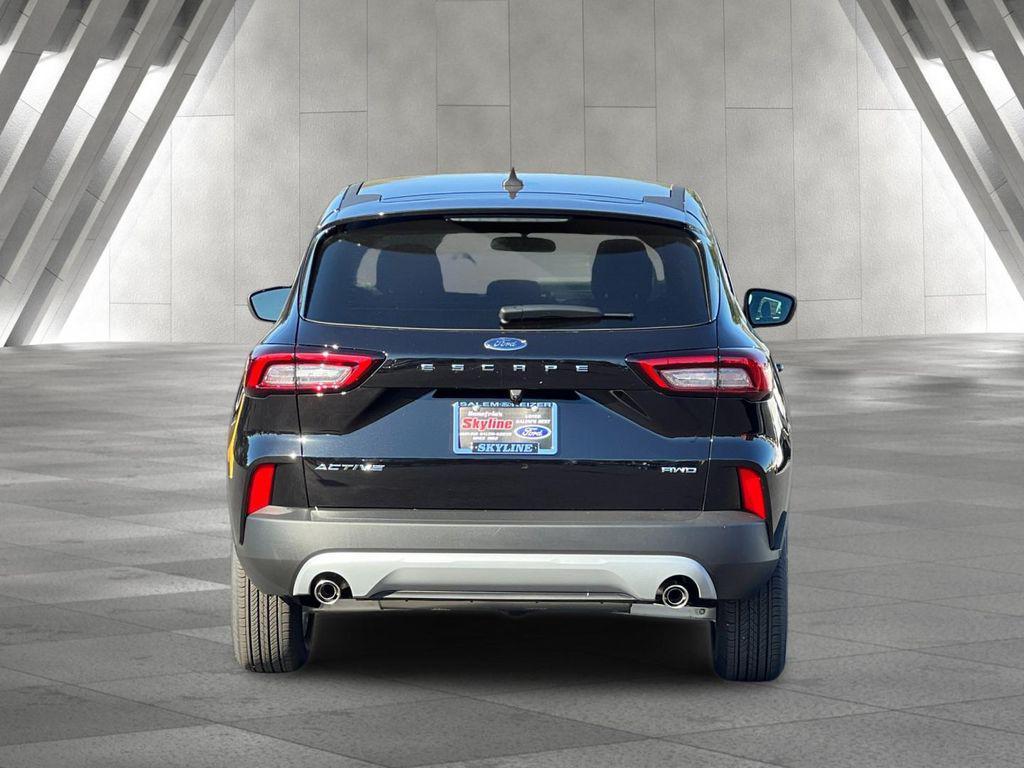 new 2025 Ford Escape car, priced at $33,020