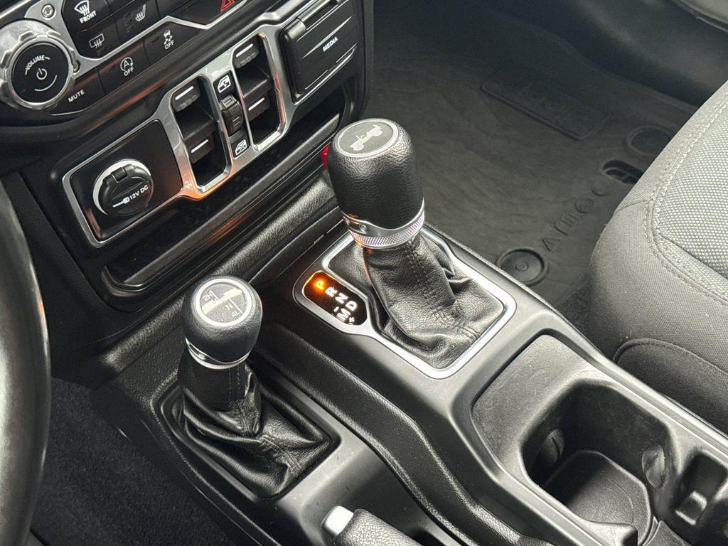 used 2022 Jeep Wrangler Unlimited car, priced at $38,998