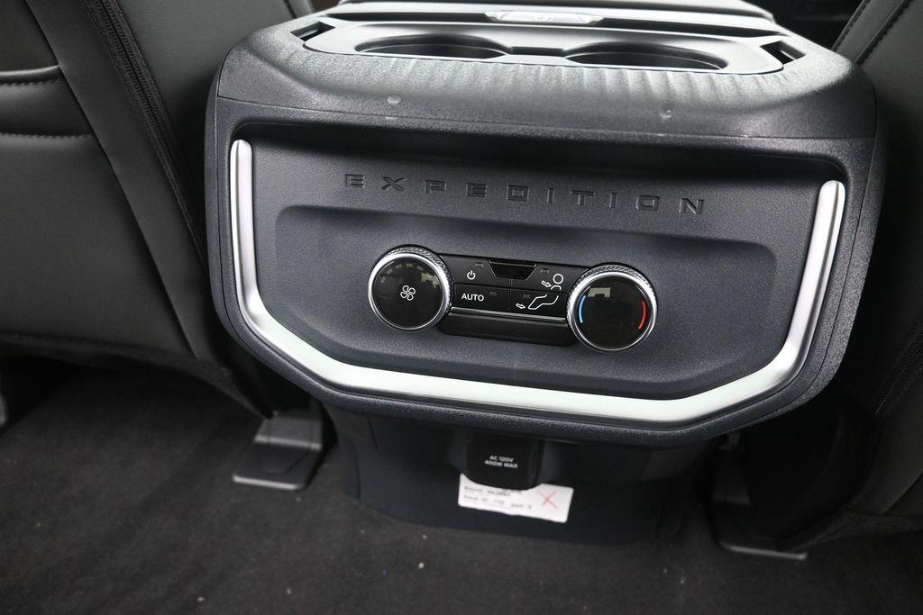 new 2026 Ford Expedition car, priced at $65,922