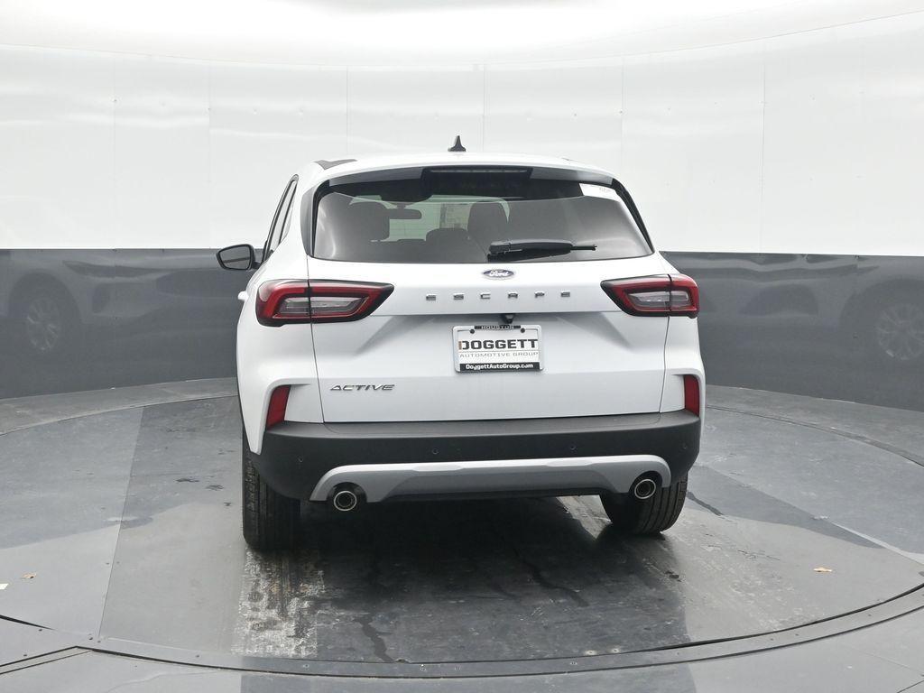 new 2026 Ford Escape car, priced at $25,399