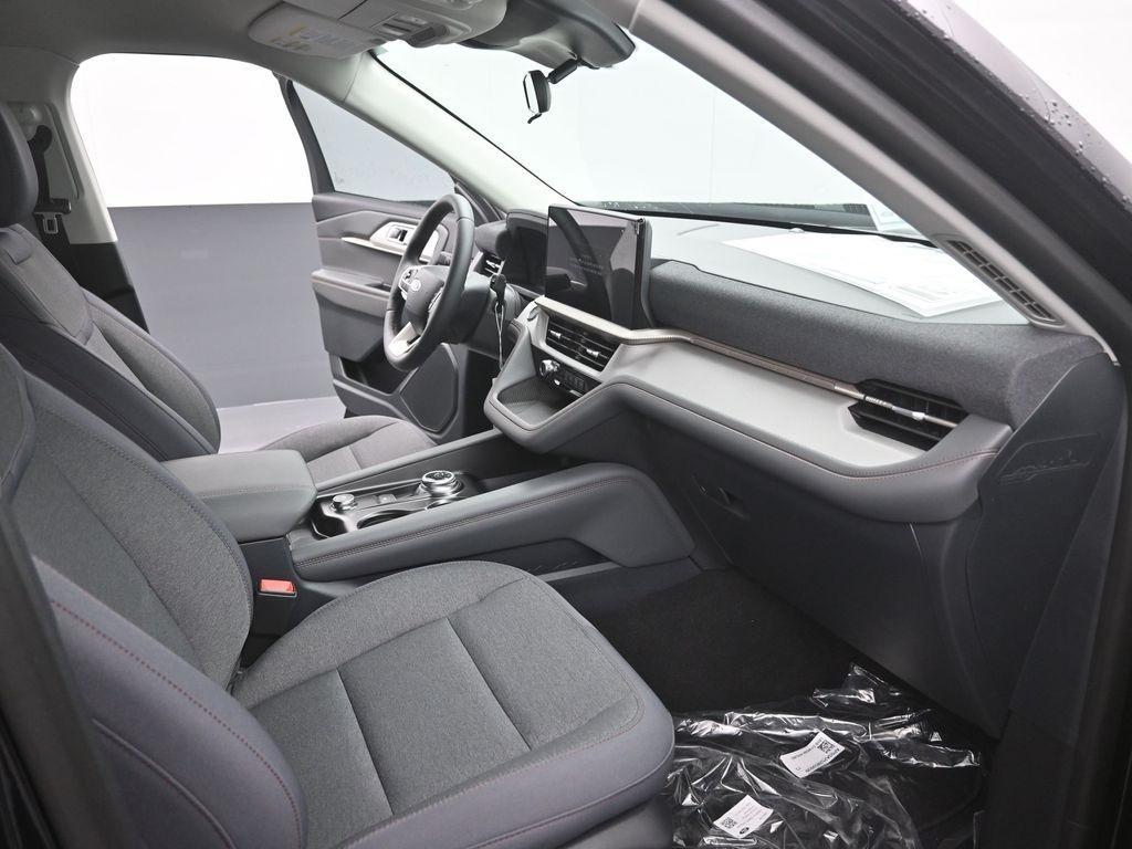 new 2026 Ford Explorer car, priced at $35,129