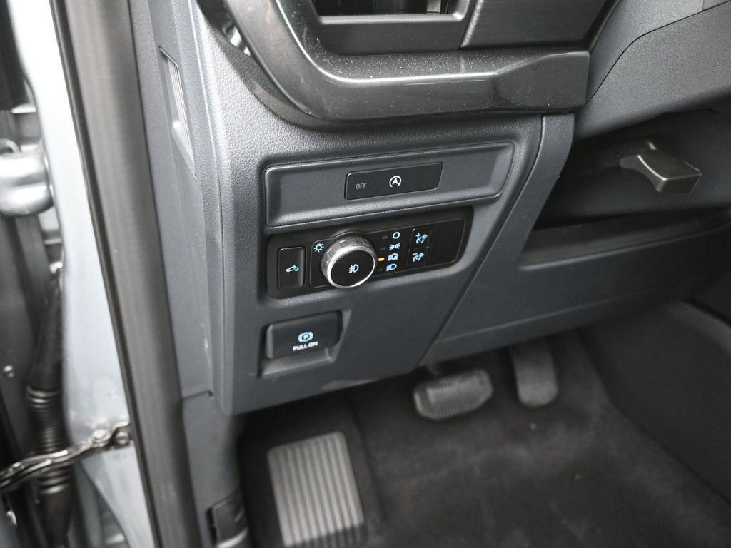 new 2025 Ford F-150 car, priced at $41,991