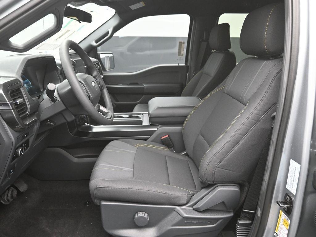 new 2025 Ford F-150 car, priced at $41,991