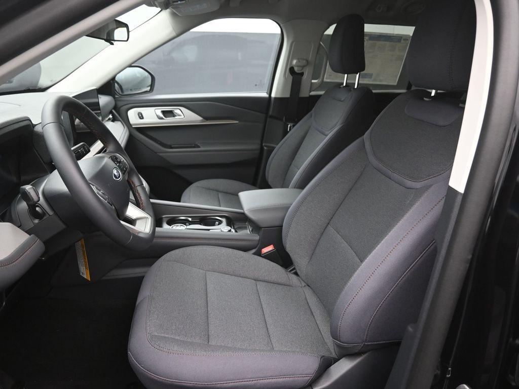 new 2026 Ford Explorer car, priced at $35,129