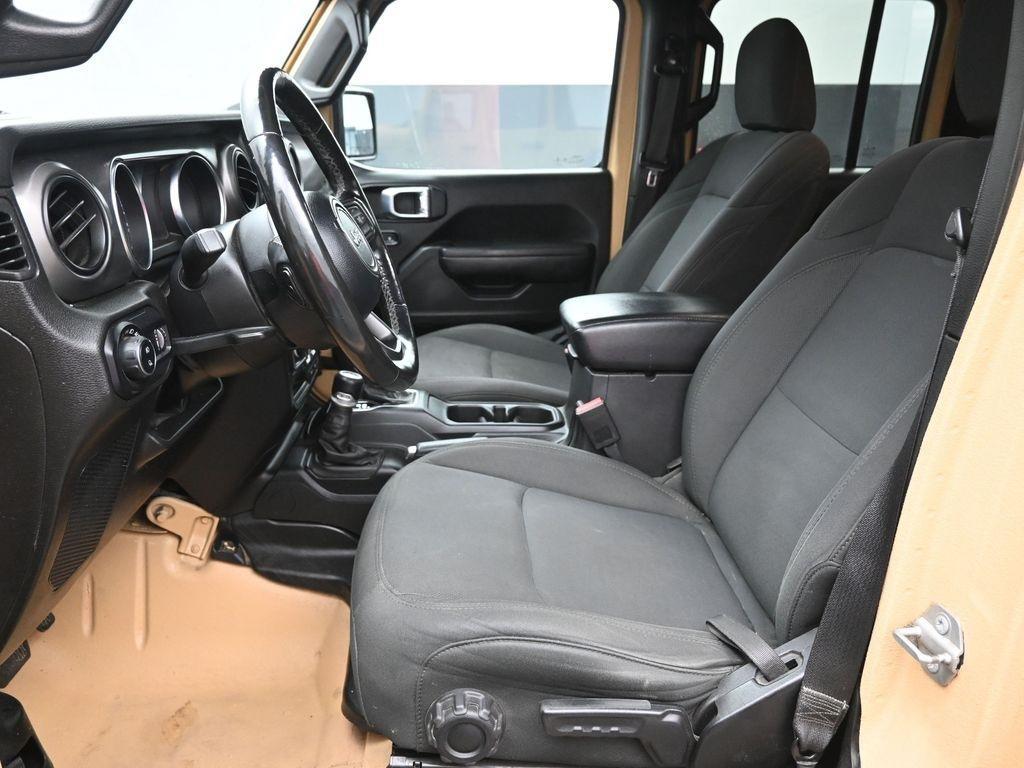 used 2023 Jeep Gladiator car, priced at $33,998