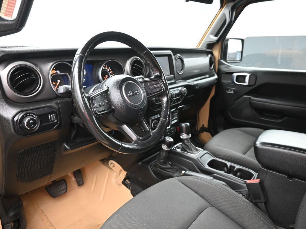 used 2023 Jeep Gladiator car, priced at $33,998