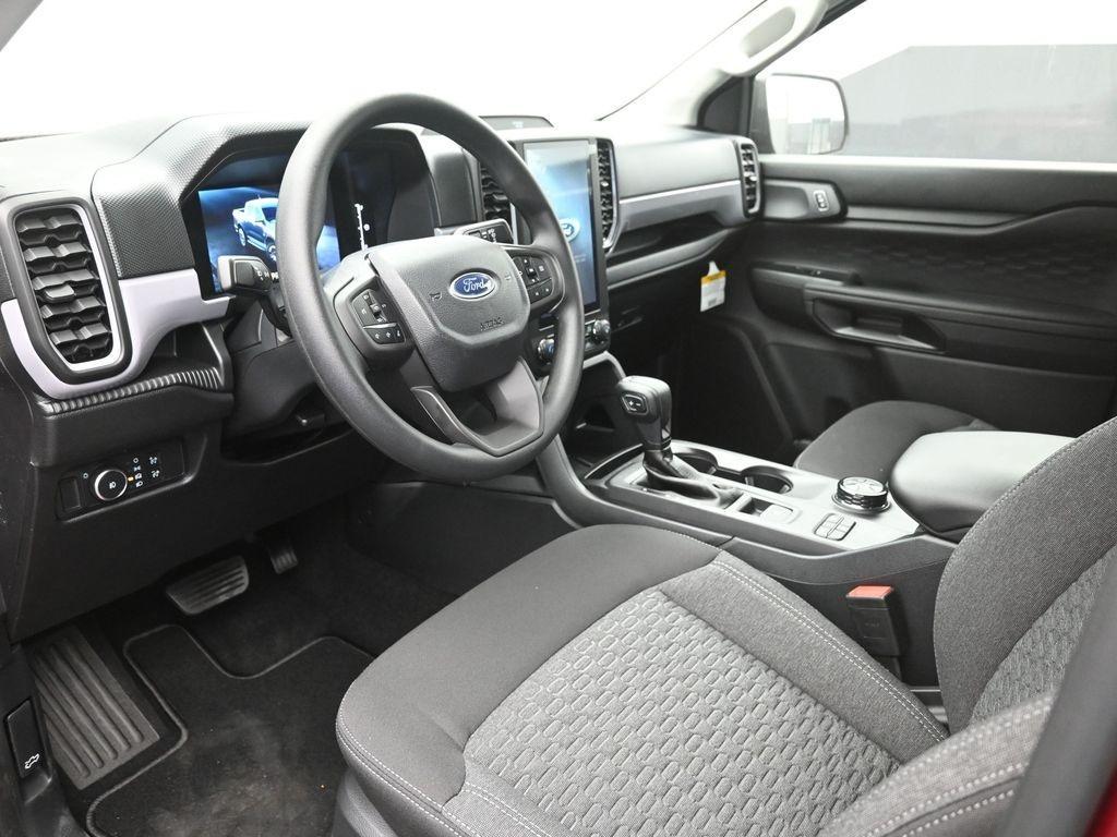 new 2025 Ford Ranger car, priced at $32,989