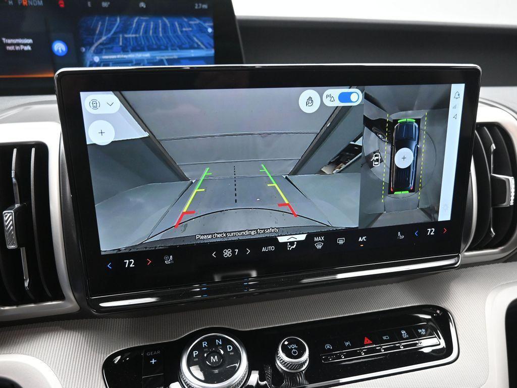 new 2025 Ford Expedition car, priced at $60,895