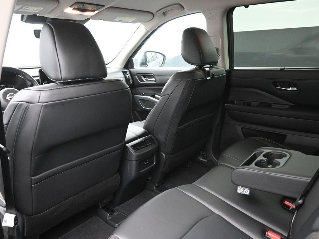 used 2025 Nissan Pathfinder car, priced at $33,595