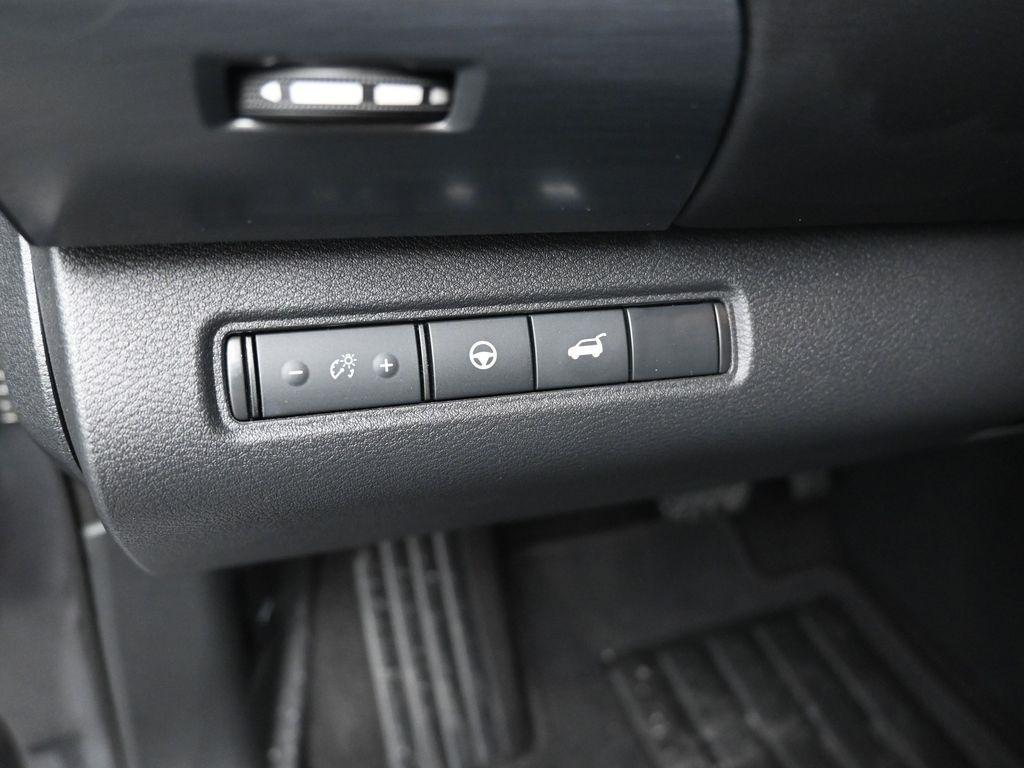 used 2025 Nissan Pathfinder car, priced at $33,595