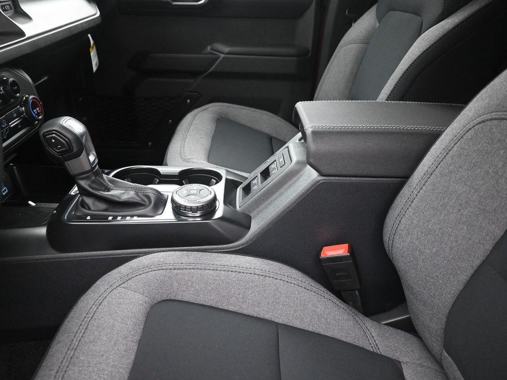 new 2025 Ford Bronco car, priced at $38,777