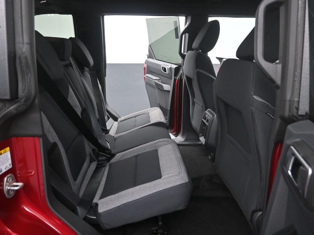 new 2025 Ford Bronco car, priced at $38,777