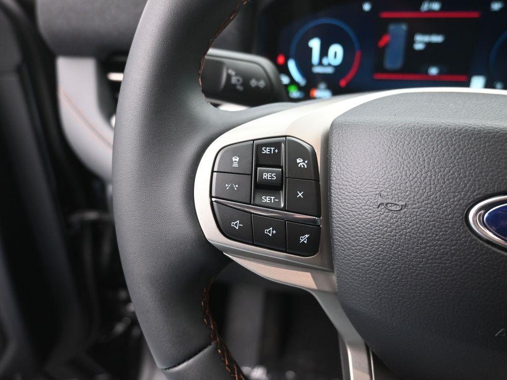 new 2025 Ford Explorer car, priced at $33,755