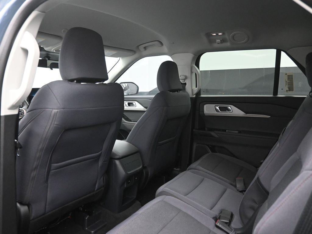 new 2025 Ford Explorer car, priced at $33,221