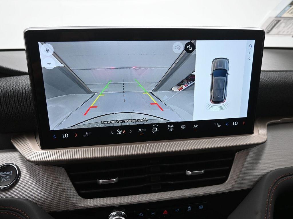 new 2025 Ford Explorer car, priced at $33,221