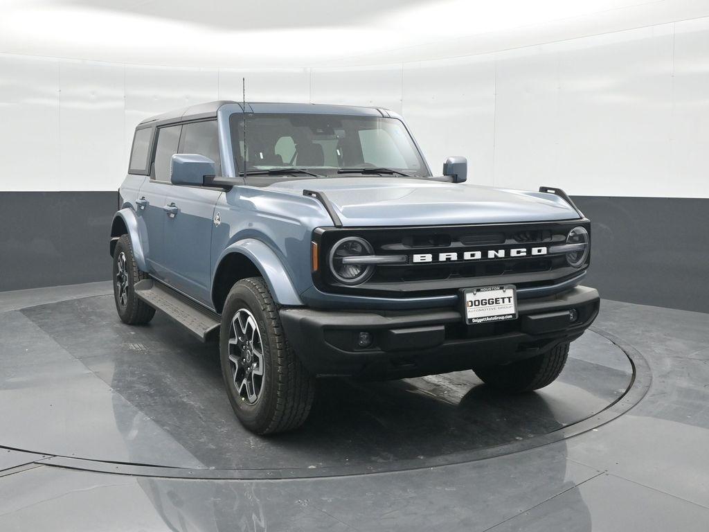 new 2025 Ford Bronco car, priced at $46,022