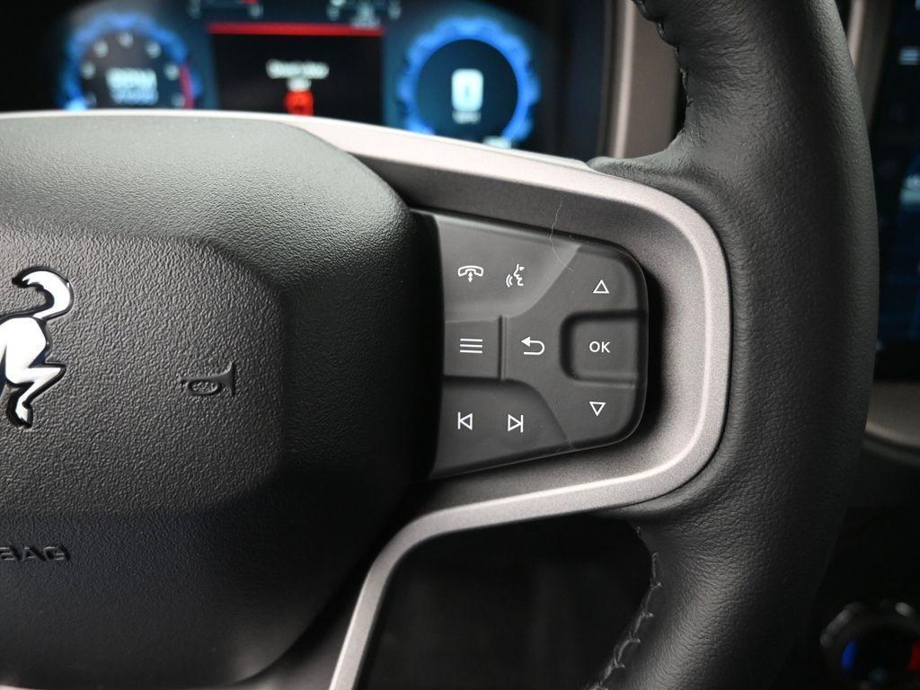 new 2025 Ford Bronco car, priced at $46,022