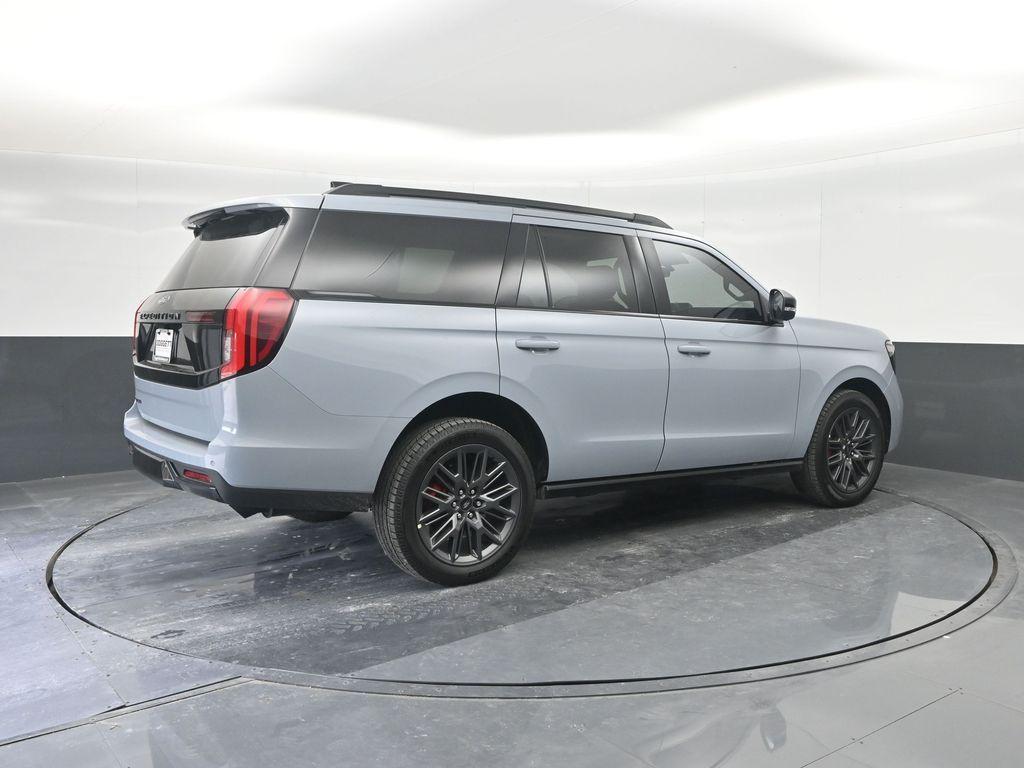 new 2025 Ford Expedition car, priced at $77,336