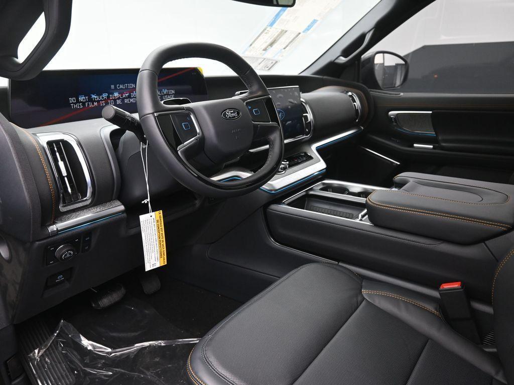 new 2025 Ford Expedition car, priced at $77,685