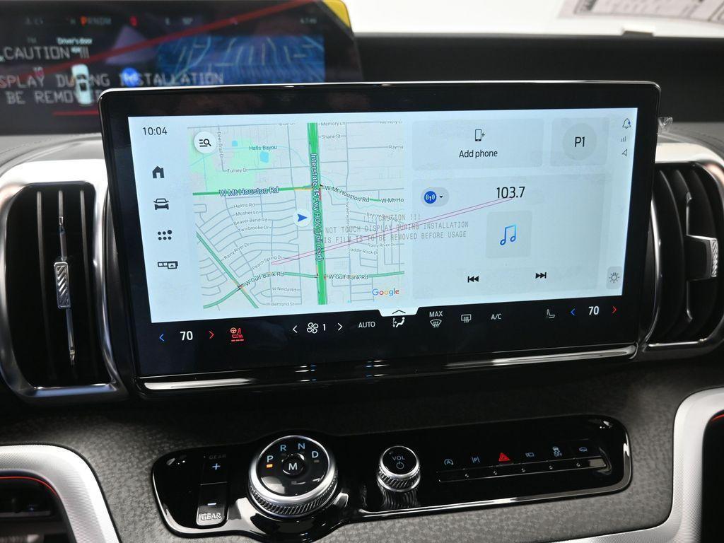 new 2025 Ford Expedition car, priced at $77,685