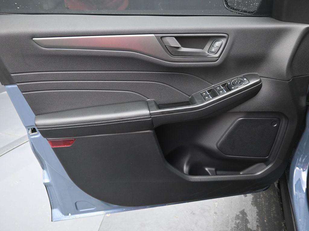 new 2026 Ford Escape car, priced at $26,283