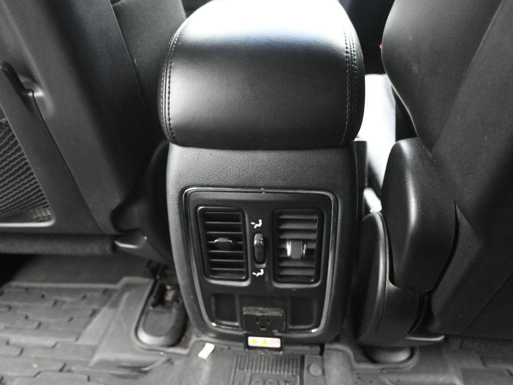 used 2018 Jeep Grand Cherokee car, priced at $14,788