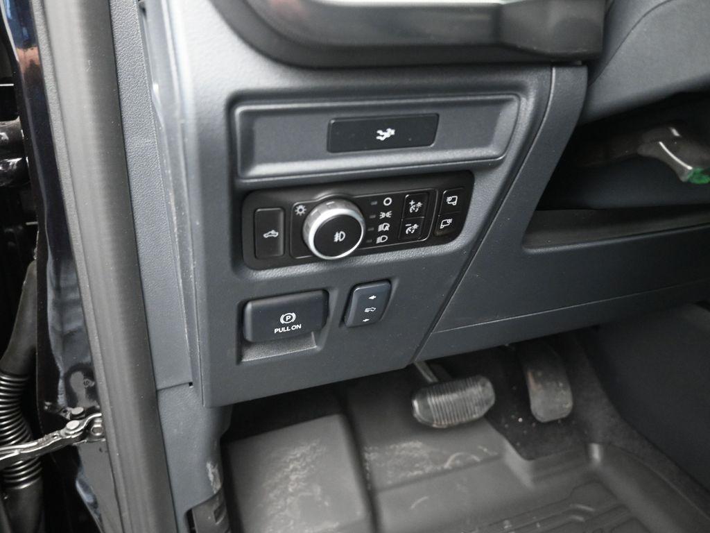 new 2026 Ford F-150 car, priced at $62,732