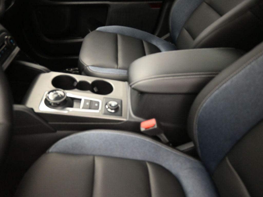 new 2025 Ford Bronco Sport car, priced at $29,447