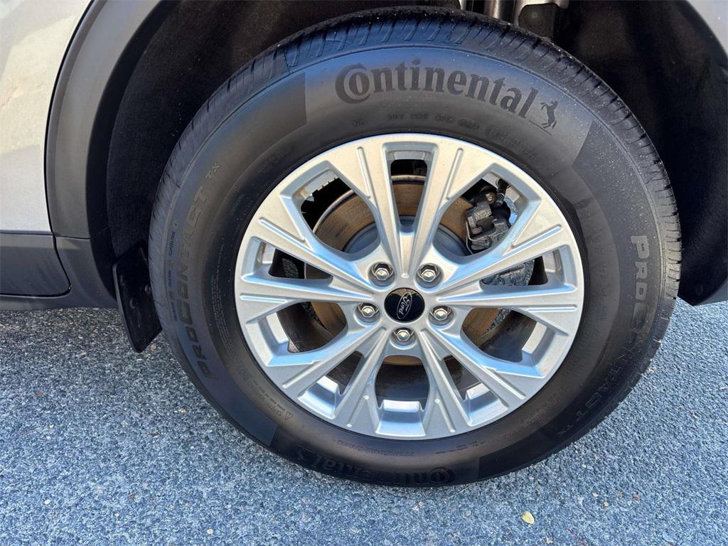 used 2024 Ford Escape car, priced at $25,995