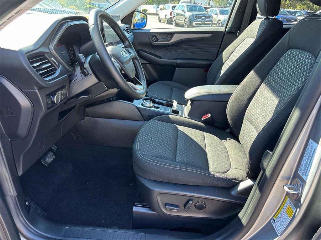 used 2024 Ford Escape car, priced at $25,995