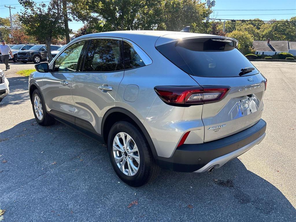 used 2024 Ford Escape car, priced at $25,995