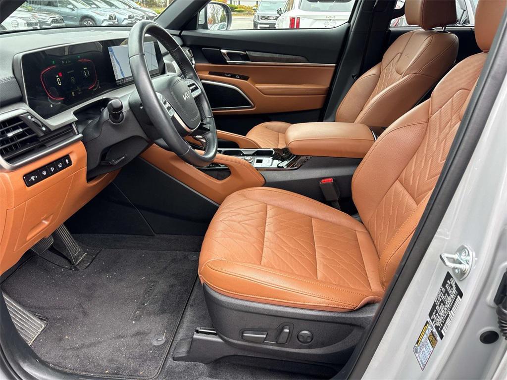 used 2025 Kia Telluride car, priced at $43,995