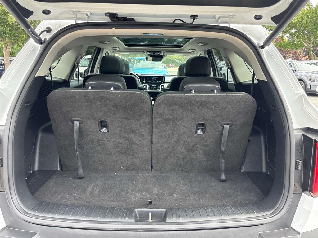 used 2022 Kia Sorento car, priced at $31,994