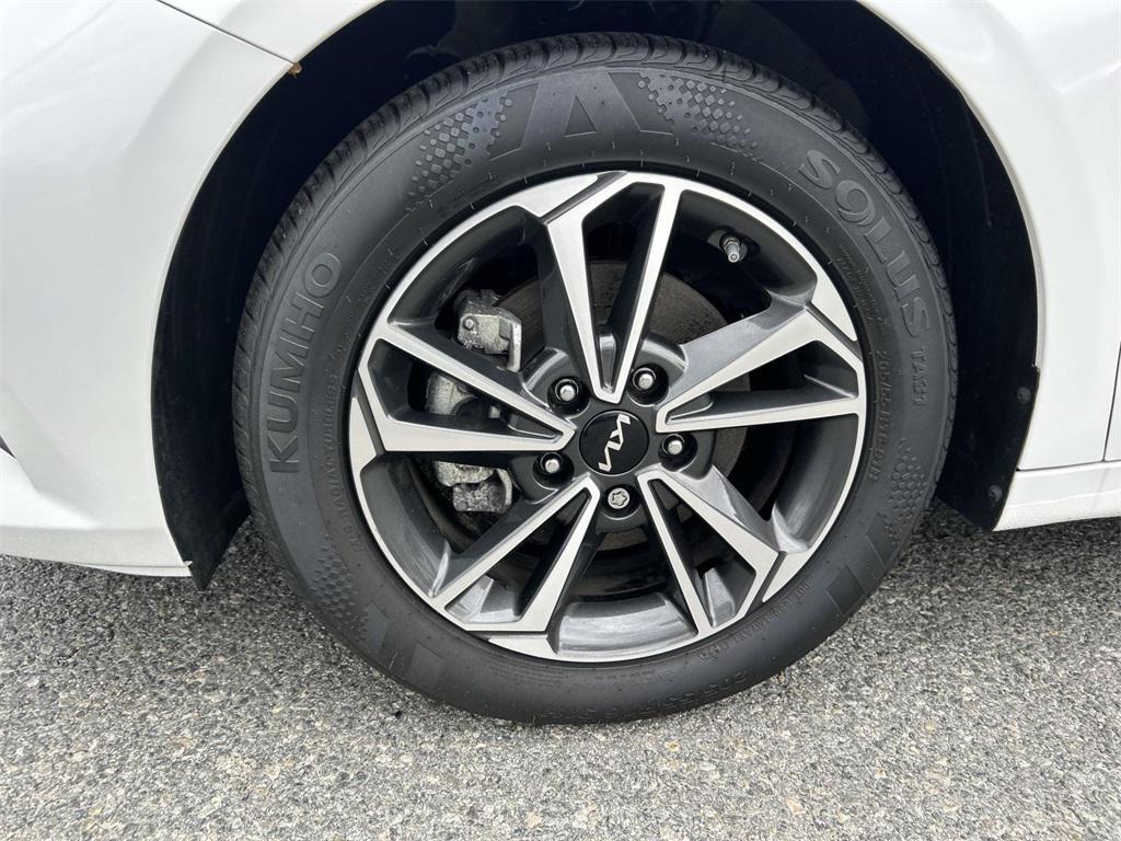 used 2024 Kia Forte car, priced at $20,995
