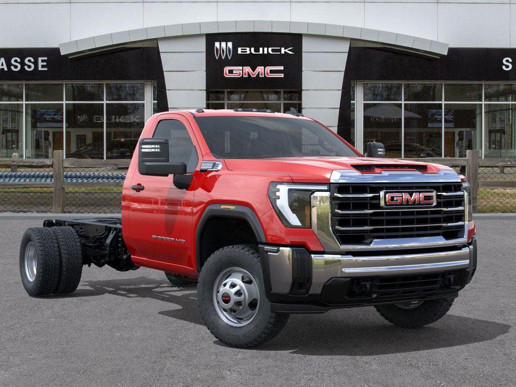 new 2025 GMC Sierra 3500 car, priced at $71,323