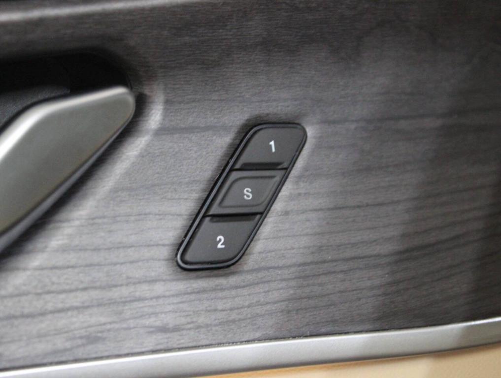 used 2023 Jeep Grand Cherokee car, priced at $36,900