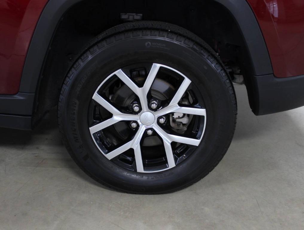 used 2023 Jeep Grand Cherokee car, priced at $36,900