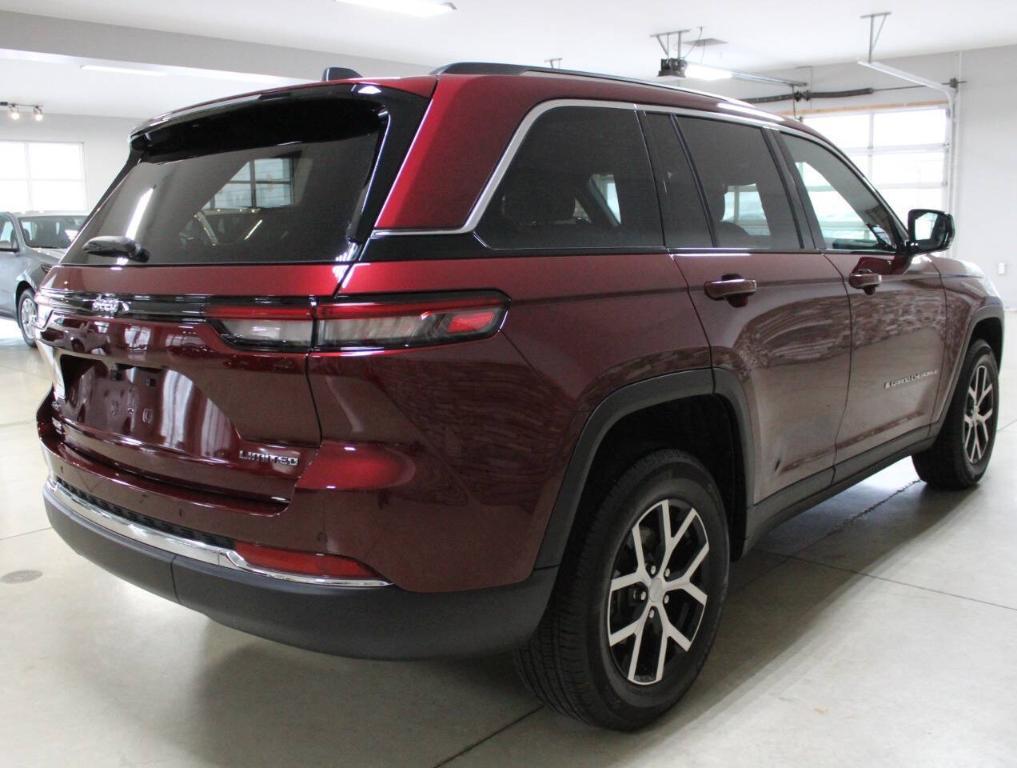 used 2023 Jeep Grand Cherokee car, priced at $36,900