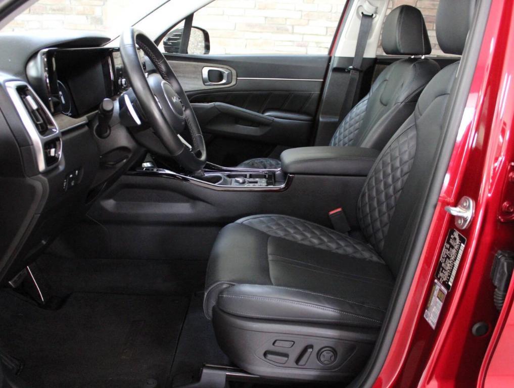used 2022 Kia Sorento car, priced at $36,900