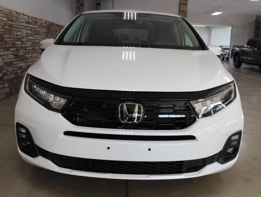 used 2025 Honda Odyssey car, priced at $43,900