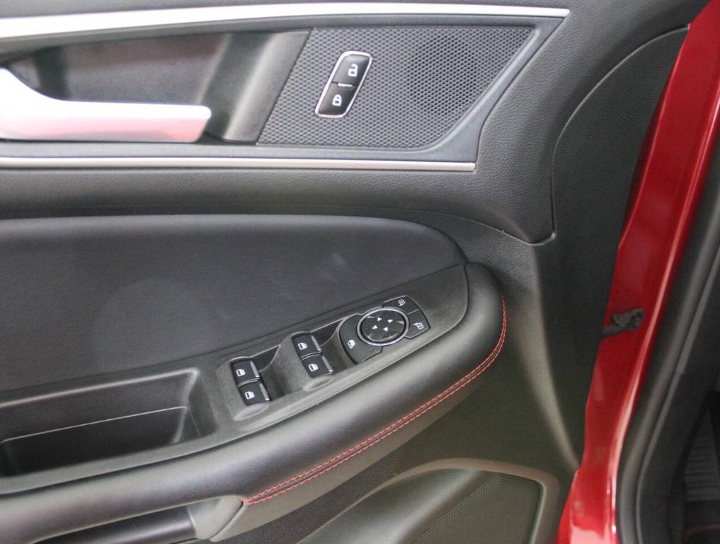 used 2023 Ford Edge car, priced at $35,180