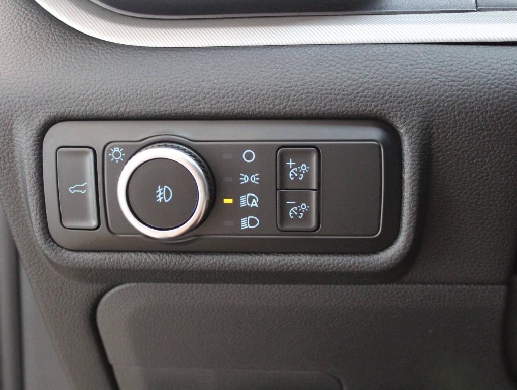 used 2023 Ford Explorer car, priced at $38,900