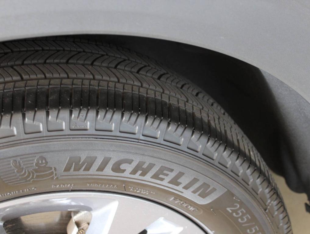 used 2023 Ford Explorer car, priced at $38,900