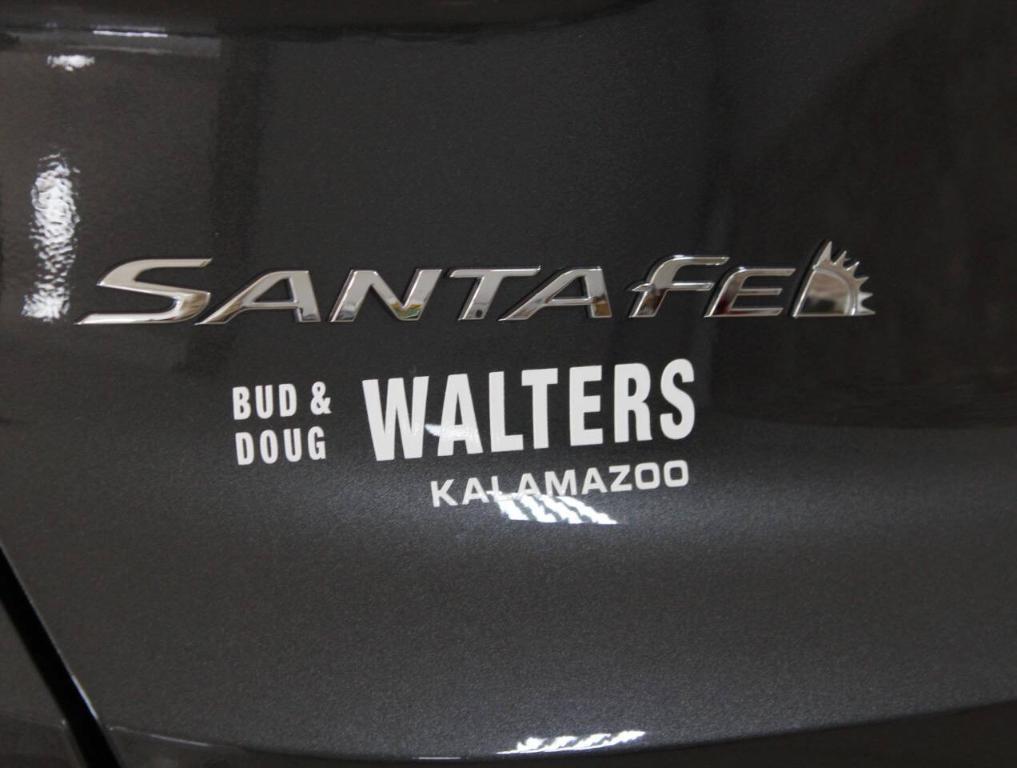 used 2022 Hyundai Santa Fe car, priced at $32,900