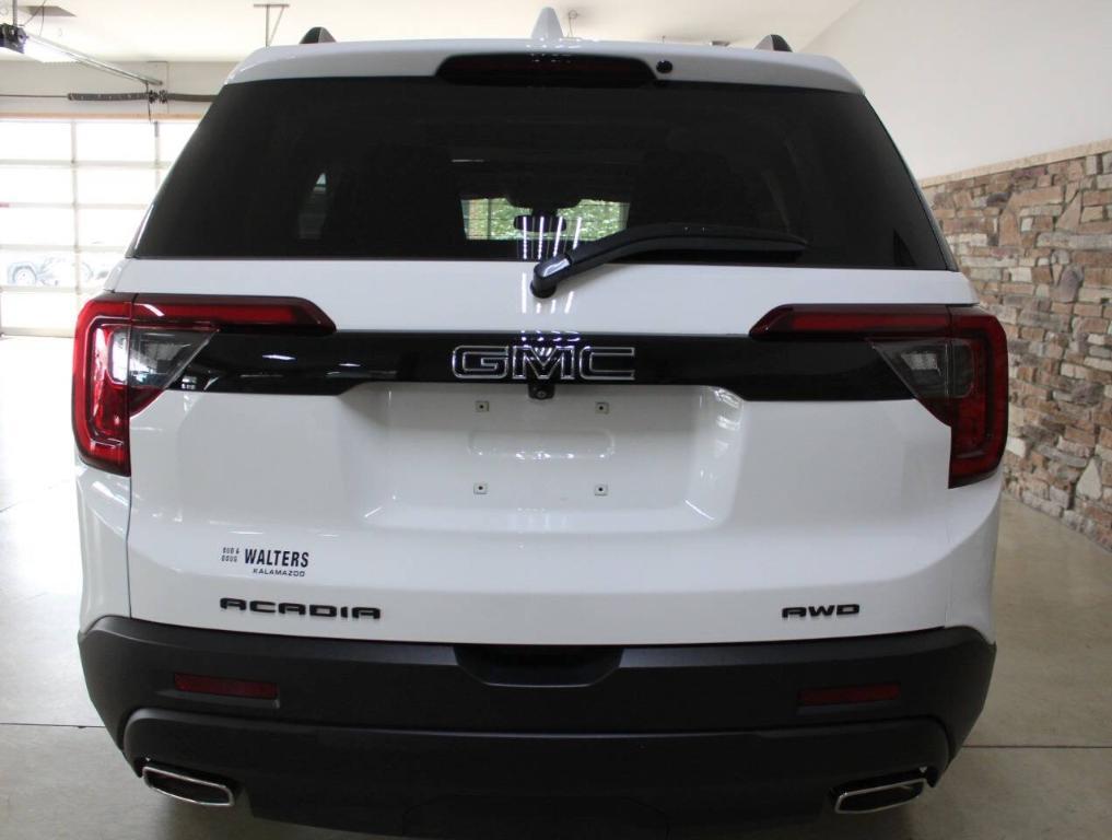 used 2023 GMC Acadia car, priced at $38,900